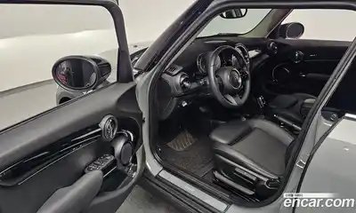 Mini Cooper 2022 1.5 Автомат в Москве № 214275, миниатюра 12