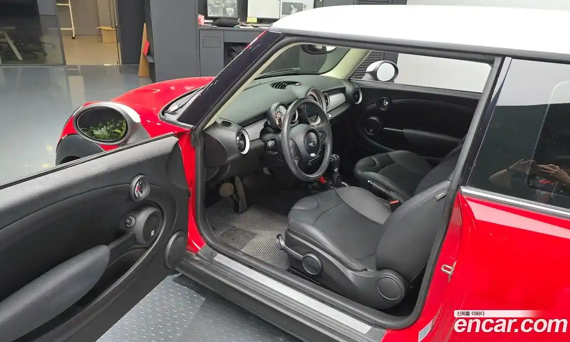 Mini Cooper 2013 2.0 Автомат в Москве № 214387, фото 9