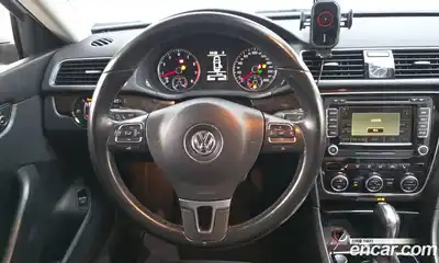 Volkswagen Passat 2014 1.8 Автомат в Москве № 215123, миниатюра 11