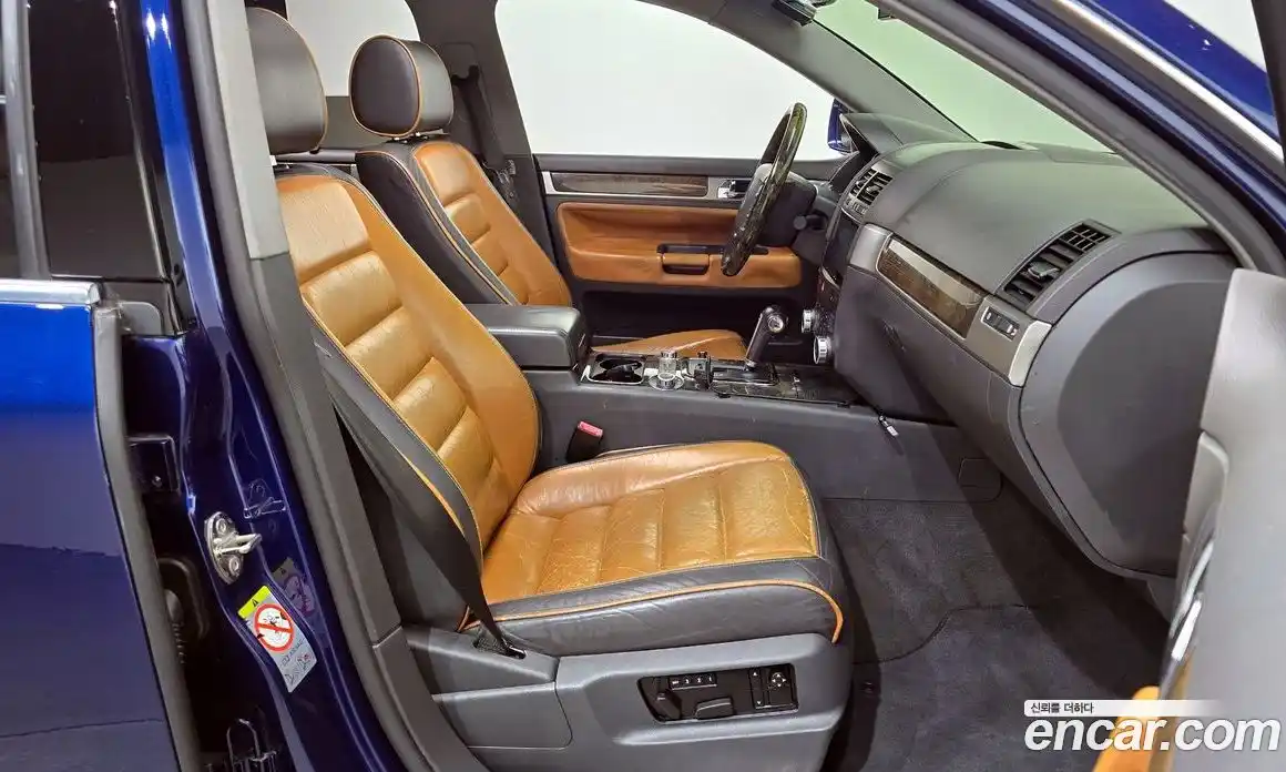 Volkswagen Touareg 2007 4.9 Автомат в Москве № 215333, фото 16