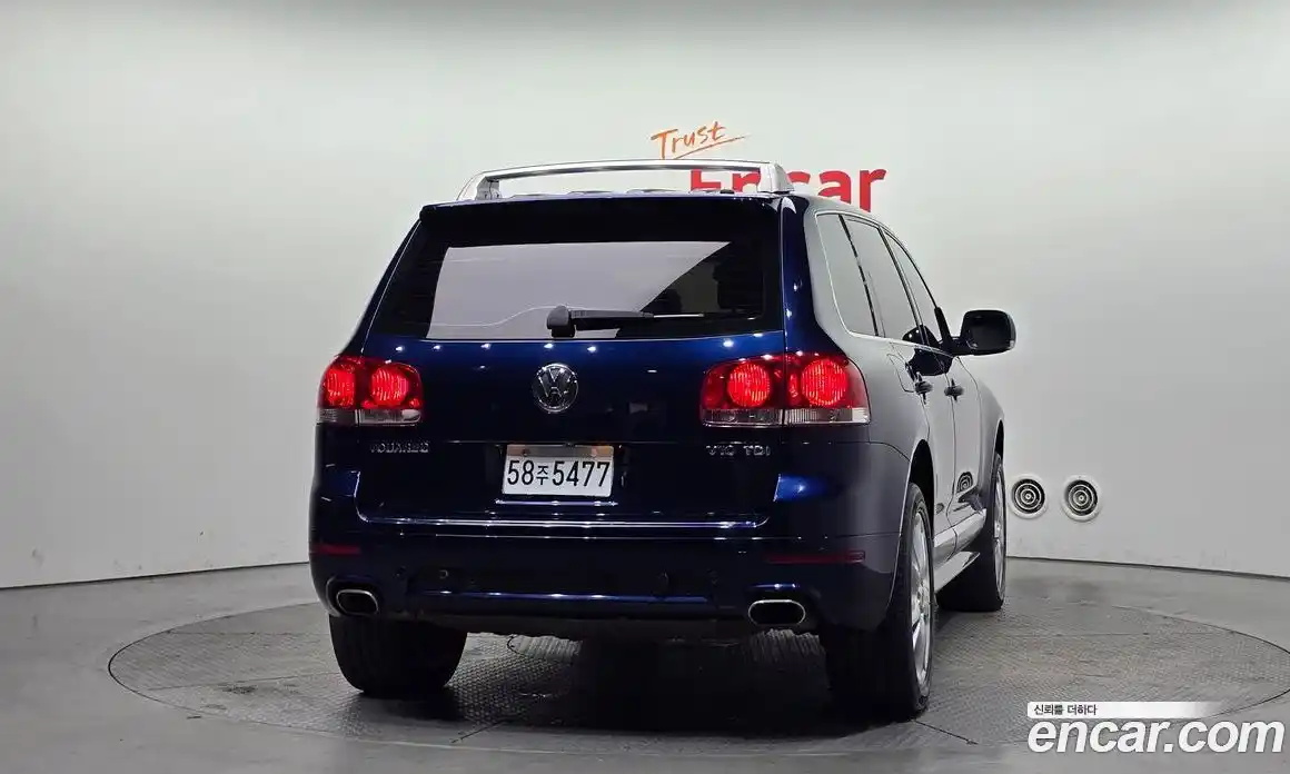 Volkswagen Touareg 2007 4.9 Автомат в Москве № 215333, фото 9