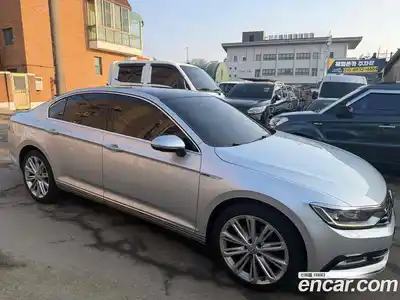 Volkswagen Passat 2018 2.0 Автомат в Москве № 215386, миниатюра 5
