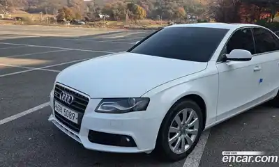 Audi A4, 2011