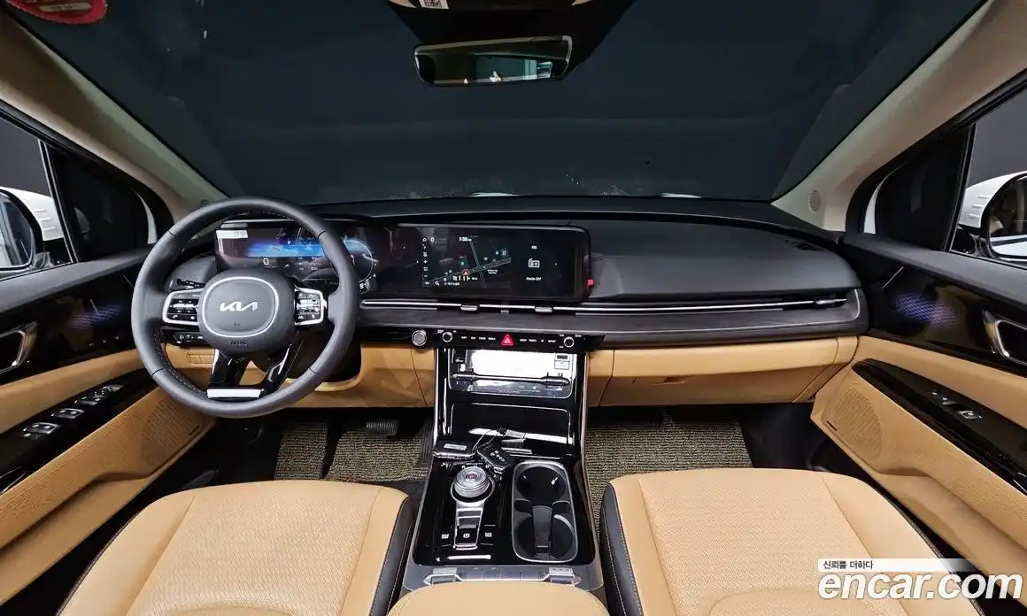 Kia Canival 2023 3.5 Автомат в Москве № 22156, фото 15