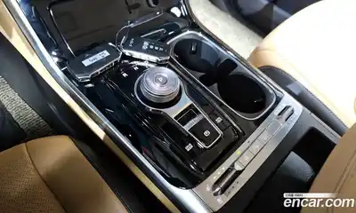 Kia Canival 2023 3.5 Автомат в Москве № 22156, миниатюра 10