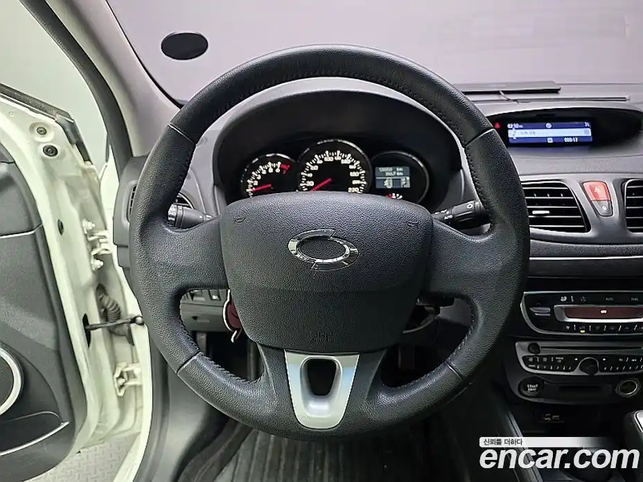 Renault SM3 2011 1.6 Автомат в Москве № 226396, фото 7