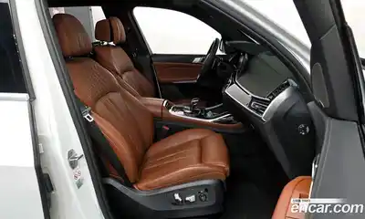 BMW X7 2021 3.0 Автомат в Москве № 228924, миниатюра 9