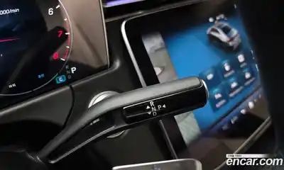 Mercedes-Benz E-Class, 2024