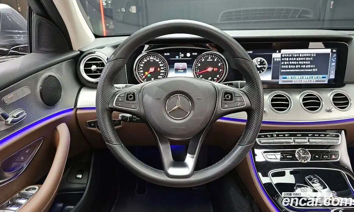 Mercedes-Benz E-Class 2018 2.0 Автомат в Москве № 229545, фото 13