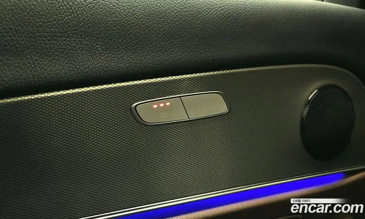 Mercedes-Benz E-Class 2018 2.0 Автомат в Москве № 229545, фото 17