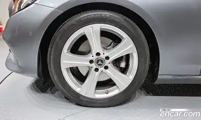 Mercedes-Benz E-Class 2018 2.0 Автомат в Москве № 229545, миниатюра 5