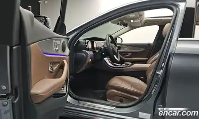 Mercedes-Benz E-Class 2018 2.0 Автомат в Москве № 229545, миниатюра 10