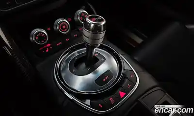 Audi R8 2015 5.2 Автомат в Москве № 230172, миниатюра 9