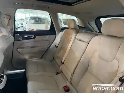 Volvo XC60 2026 2.0 Автомат в Москве № 230712, миниатюра 11