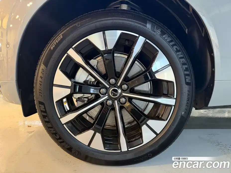 Volvo XC60 2026 2.0 Автомат в Москве № 230712, фото 5