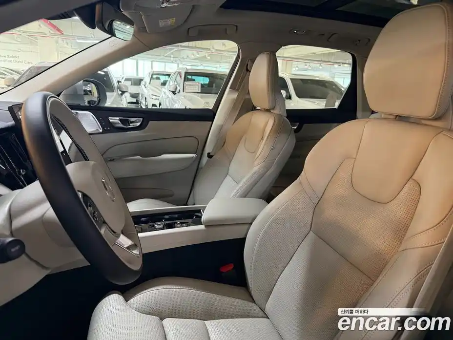 Volvo XC60 2026 2.0 Автомат в Москве № 230712, фото 10