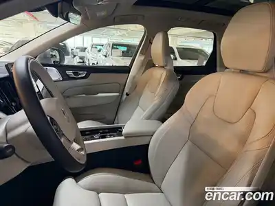 Volvo XC60 2026 2.0 Автомат в Москве № 230712, миниатюра 10