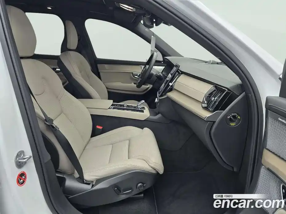 Volvo XC90 2026 2.0 Автомат в Москве № 230751, фото 11