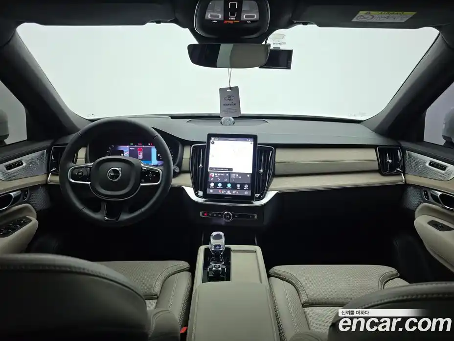 Volvo XC90 2026 2.0 Автомат в Москве № 230751, фото 7