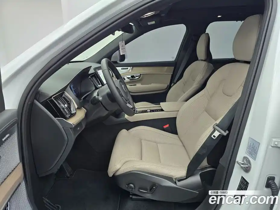 Volvo XC90 2026 2.0 Автомат в Москве № 230751, фото 10