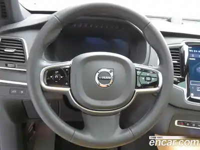 Volvo XC90 2024 2.0 Автомат в Москве № 230866, миниатюра 12