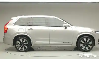 Volvo XC90 2024 2.0 Автомат в Москве № 230866, миниатюра 4