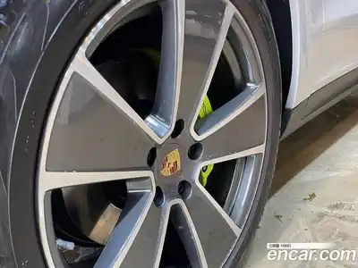 Porsche Cayenne 2023 3.0 Автомат в Москве № 231073, миниатюра 11