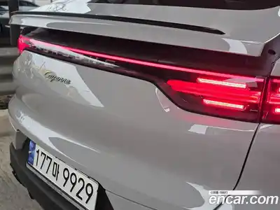 Porsche Cayenne 2023 3.0 Автомат в Москве № 231073, миниатюра 3