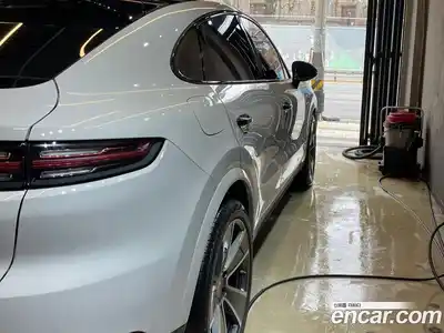 Porsche Cayenne 2023 3.0 Автомат в Москве № 231073, миниатюра 6