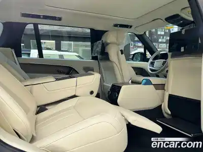 Land Rover Range-Rover 2024 4.4 Автомат в Москве № 231306, миниатюра 11