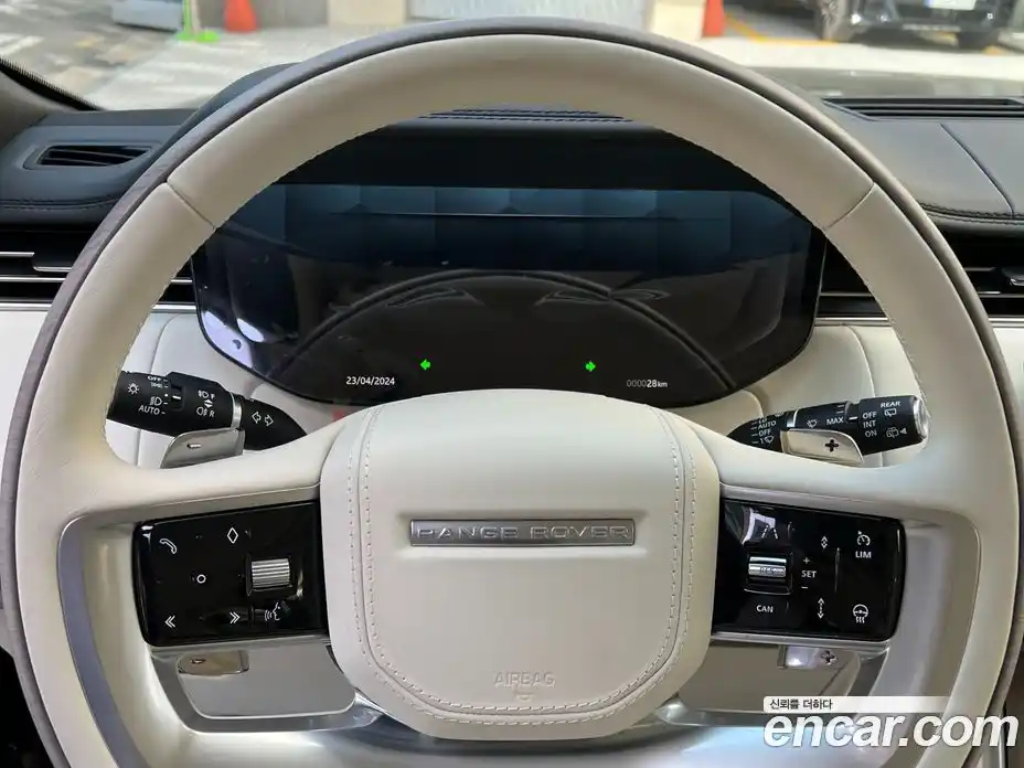 Land Rover Range-Rover 2024 4.4 Автомат в Москве № 231306, фото 20