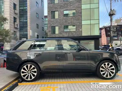 Land Rover Range-Rover 2024 4.4 Автомат в Москве № 231306, миниатюра 5