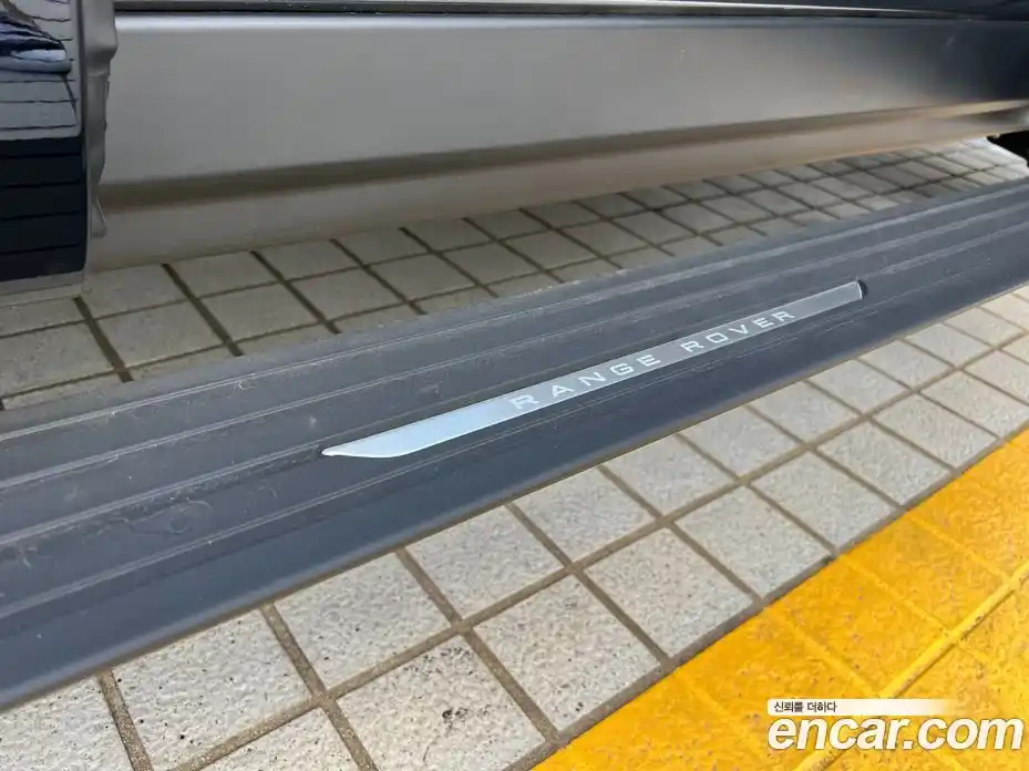 Land Rover Range-Rover 2024 4.4 Автомат в Москве № 231306, фото 7