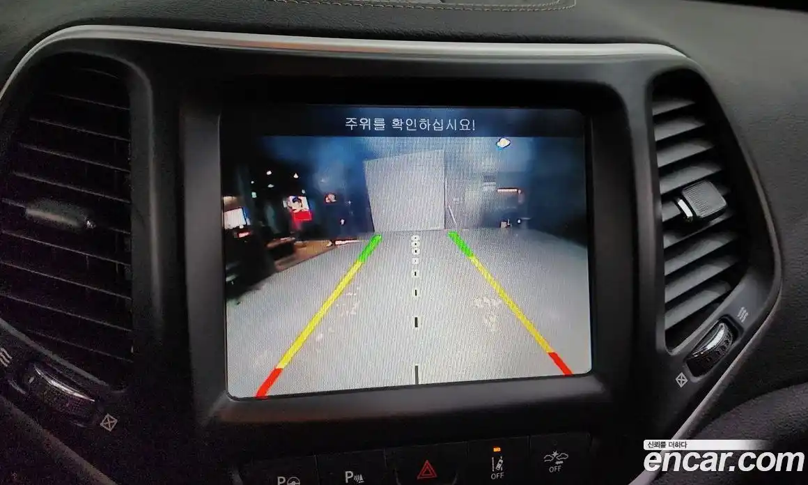 Jeep Cherokee 2018 2.4 Автомат в Москве № 232644, фото 15