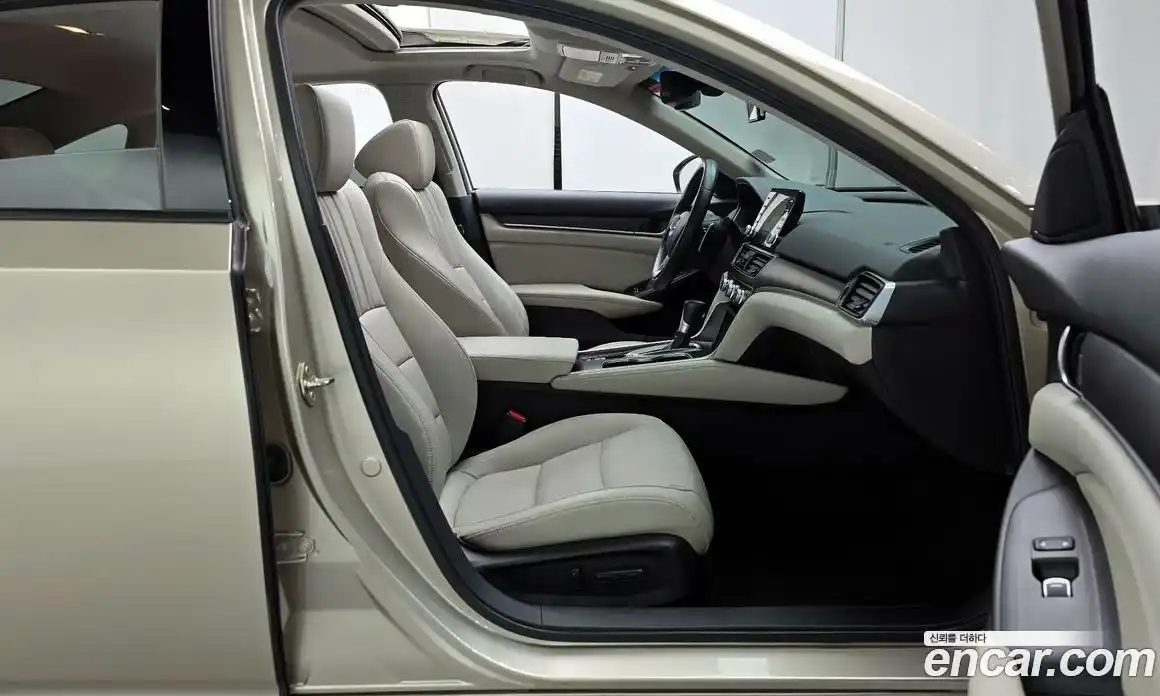 Honda Accord 2019 1.5 Автомат в Москве № 232925, фото 13