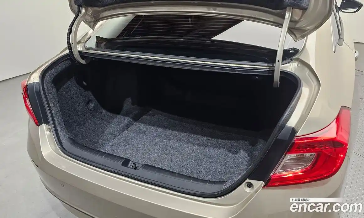 Honda Accord 2019 1.5 Автомат в Москве № 232925, фото 20