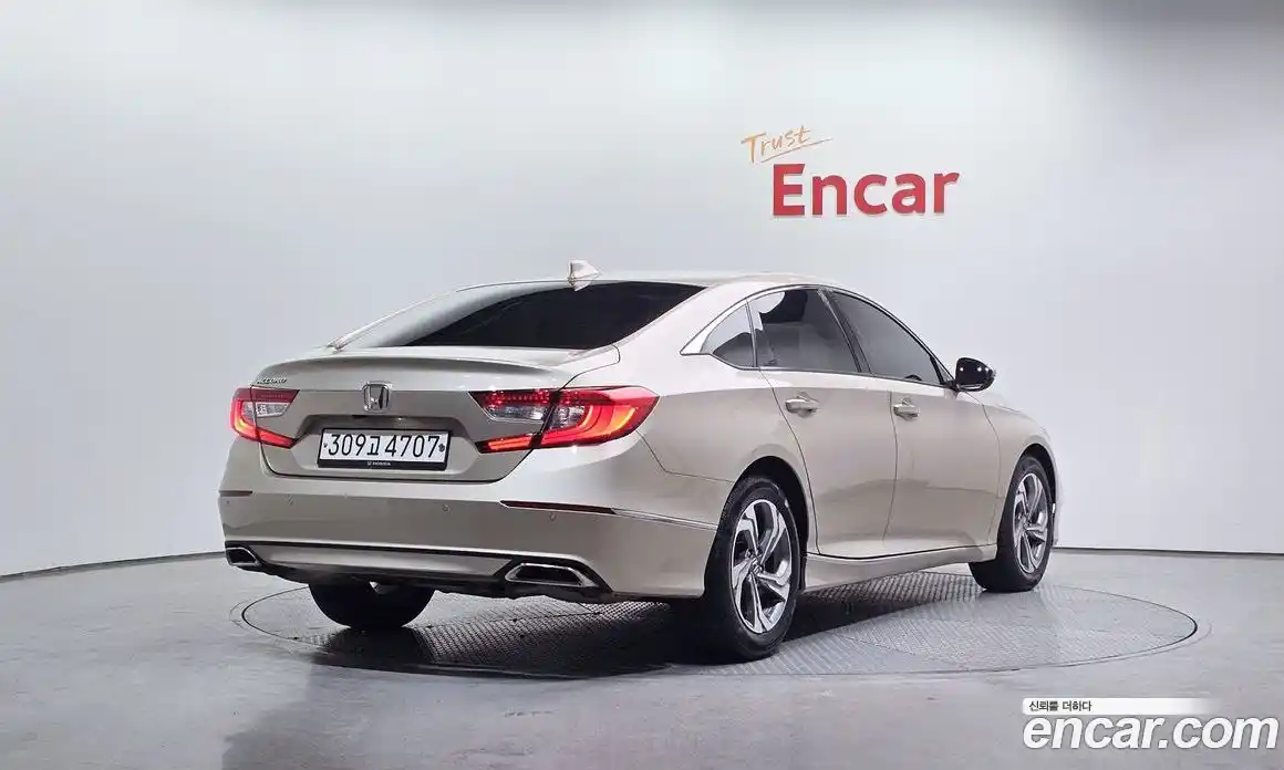 Honda Accord 2019 1.5 Автомат в Москве № 232925, фото 4