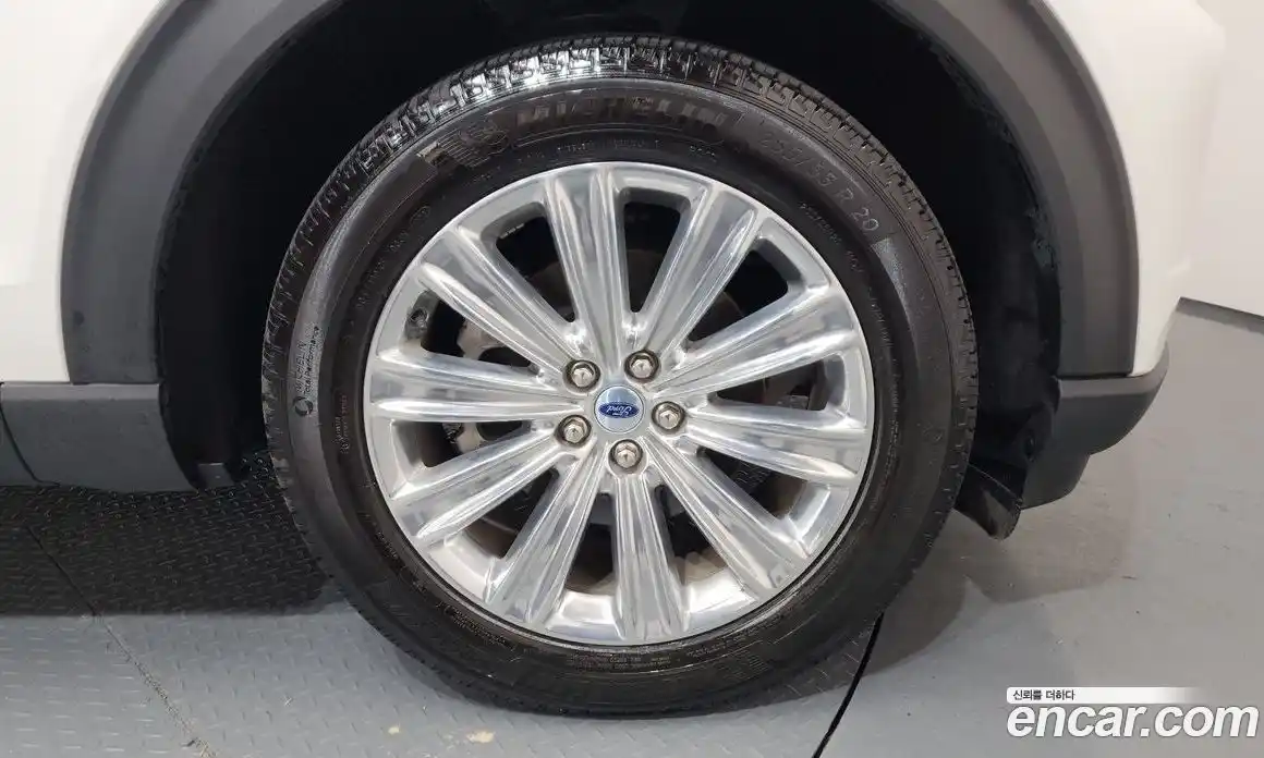 Ford Explorer 2023 2.3 Автомат в Москве № 233177, фото 5