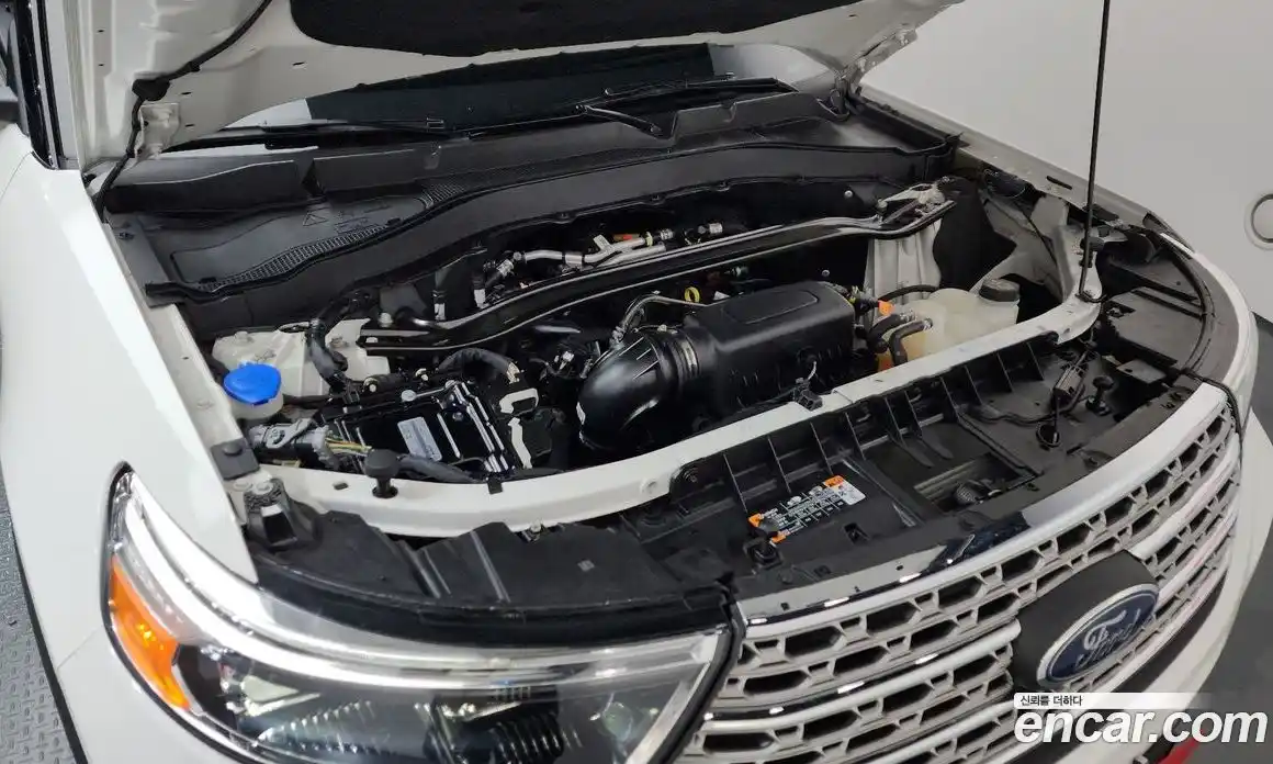 Ford Explorer 2023 2.3 Автомат в Москве № 233177, фото 6