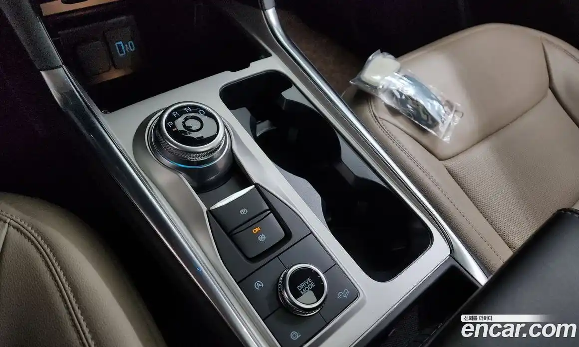 Ford Explorer 2023 2.3 Автомат в Москве № 233177, фото 9