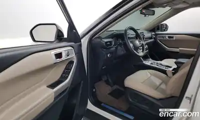 Ford Explorer 2023 2.3 Автомат в Москве № 233177, миниатюра 10