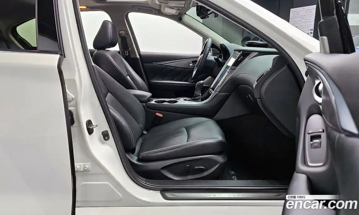 Infiniti Q50 2020 3.0 Автомат в Москве № 247107, фото 6