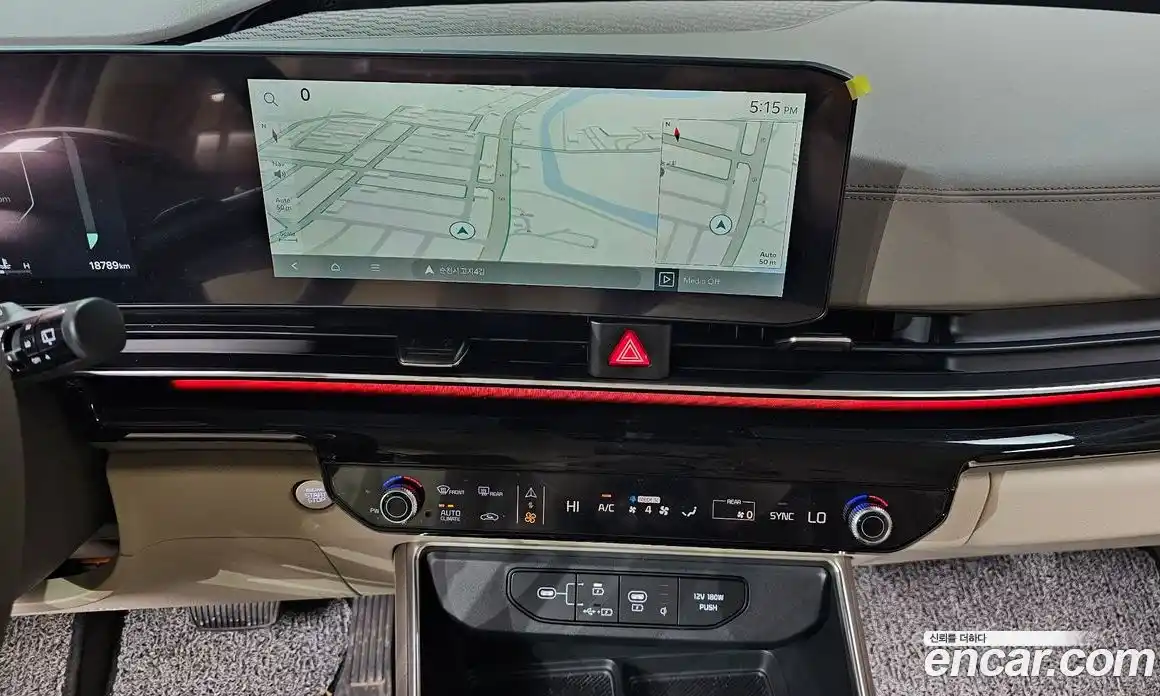 Kia Canival 2025 2.2 Автомат в Москве № 249072, фото 3