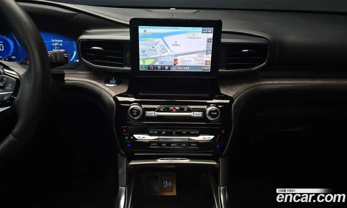 Ford Explorer 2021 3.0 Автомат в Москве № 255678, фото 15