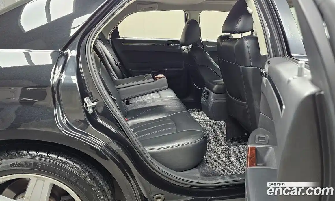 Chrysler 300C 2008 3.5 Автомат в Москве № 256765, фото 12