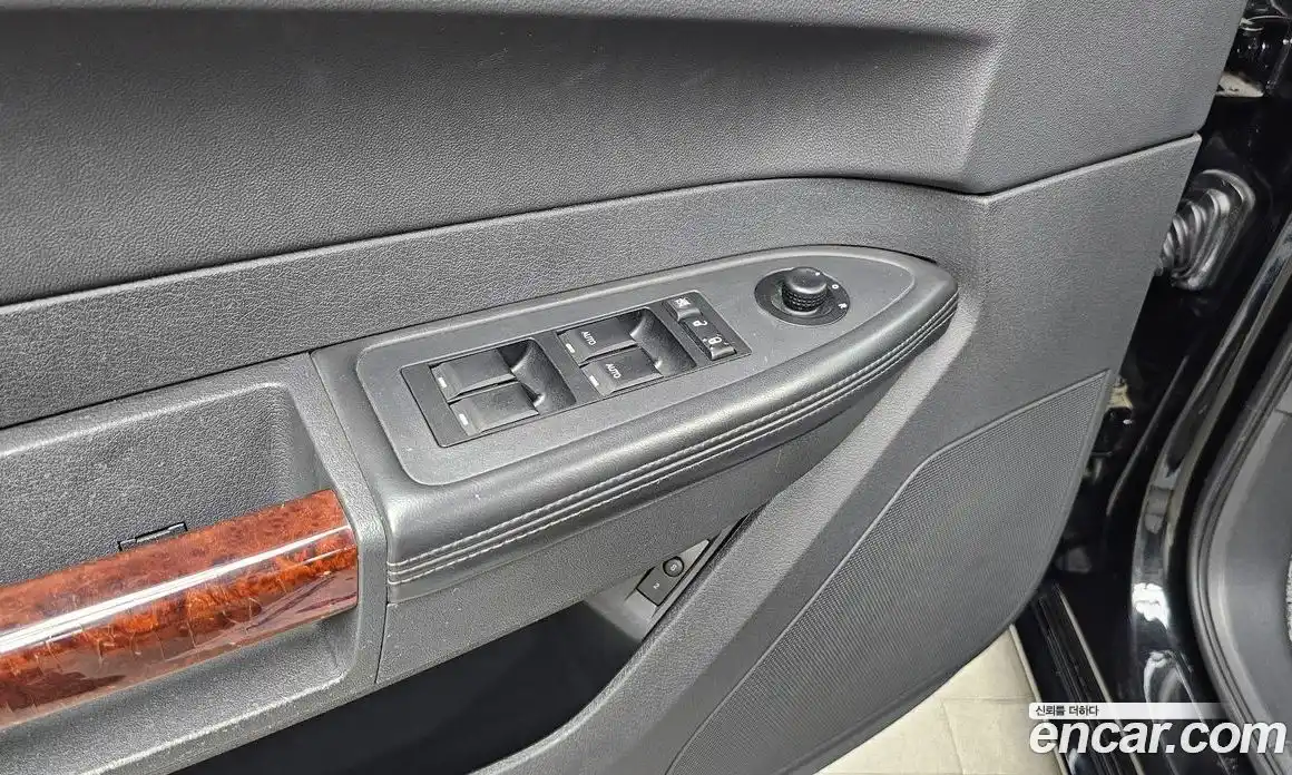 Chrysler 300C 2008 3.5 Автомат в Москве № 256765, фото 14