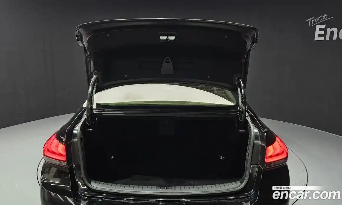 Genesis G80 2019 2.2 Автомат в Москве № 26558, фото 17