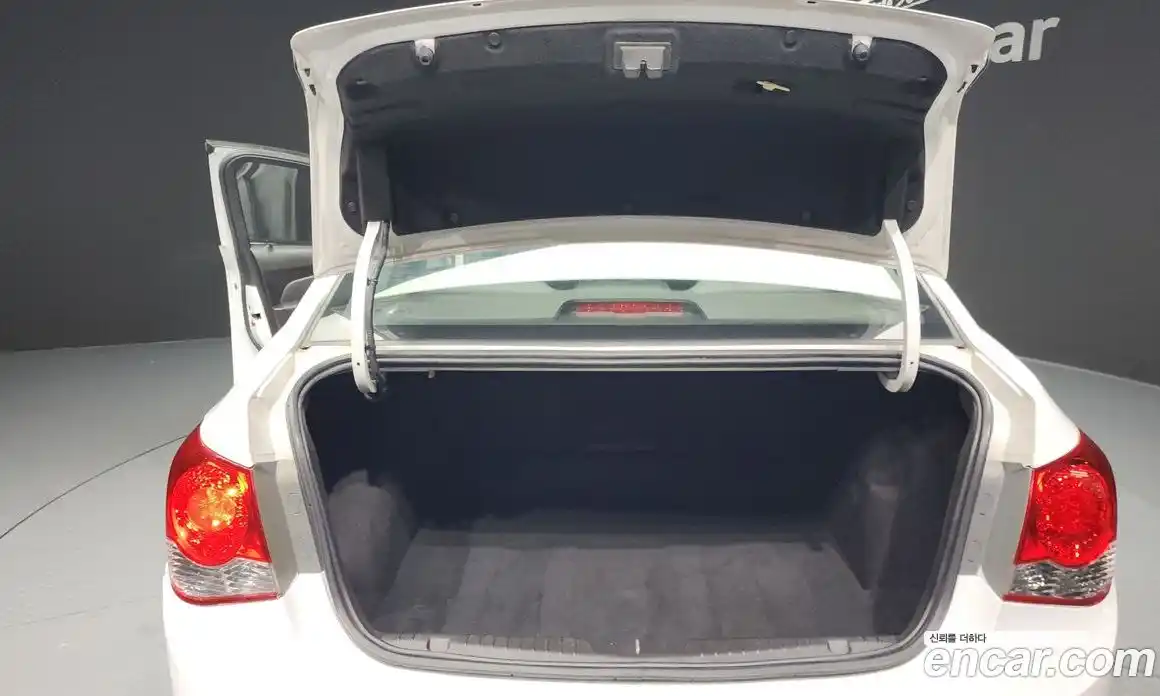 Chevrolet Lacetti 2009 1.6 Механическая в Москве № 26732, фото 8