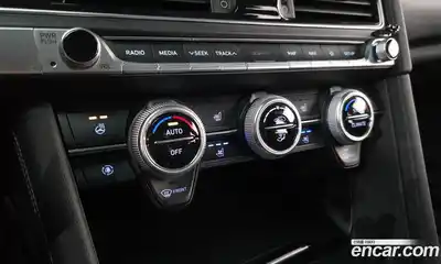 Genesis G70 2019 2.0 Автомат в Москве № 27206, миниатюра 10