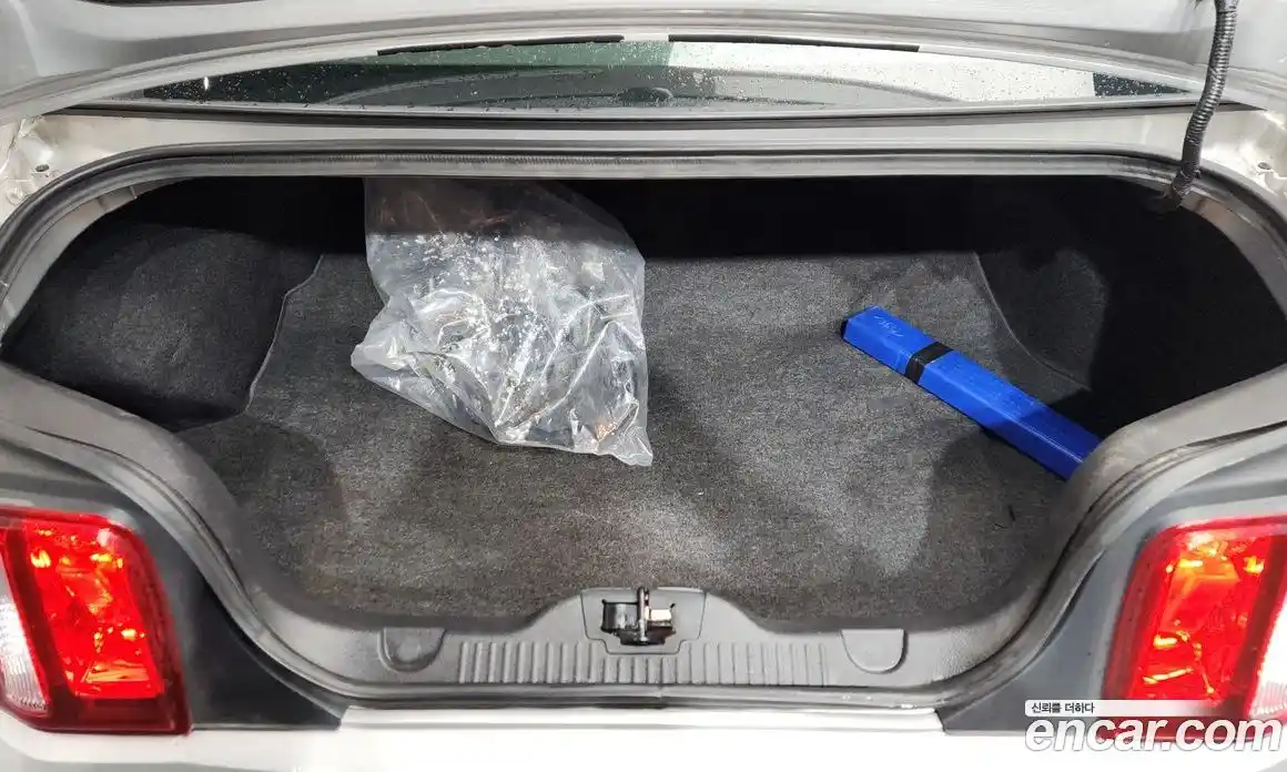 Ford Mustang 2011 3.7 Автомат в Москве № 273481, фото 20